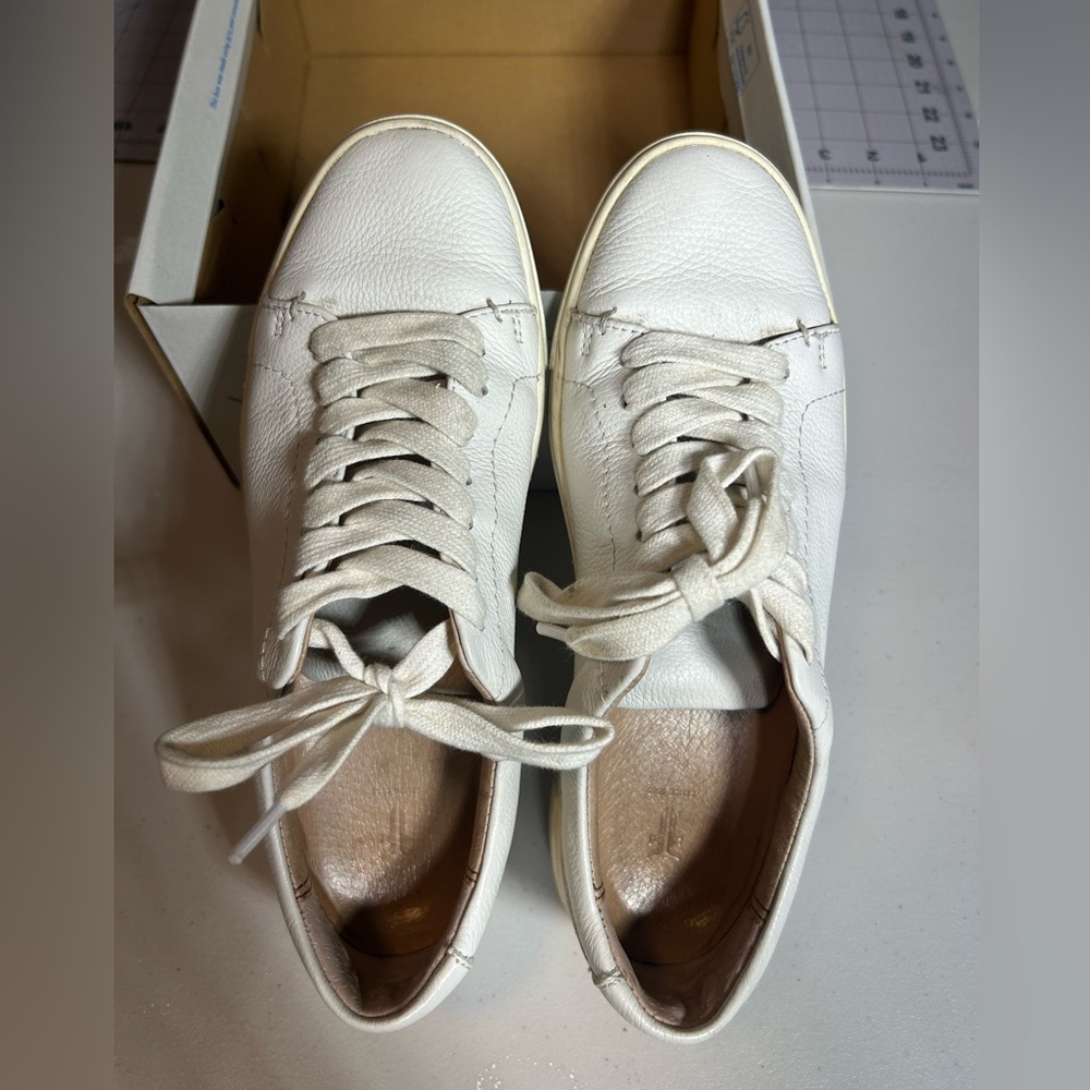 FRYE Women’s White Ivy Low Lace Sneakers